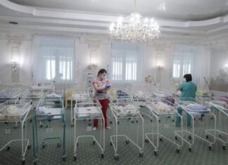 Lookdown e” mamme surrogate” in Ucraina